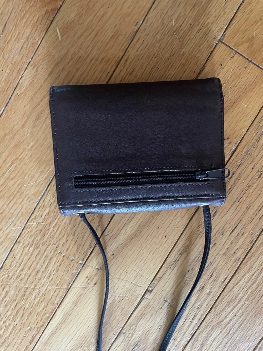 Dragonfly Leather Strapped Wallet - Picture 2 of 3